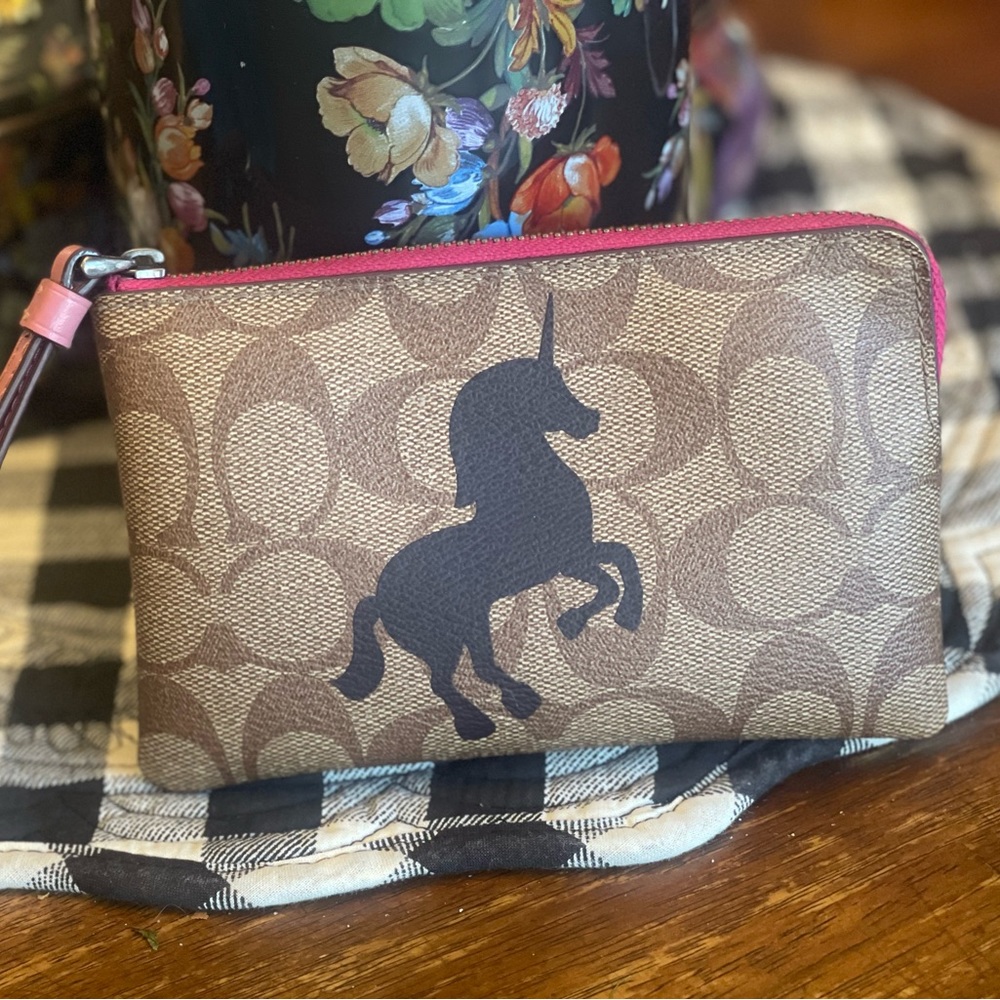 Coach signature canvas unicorn motif wristlet  signature, Cs  and pink